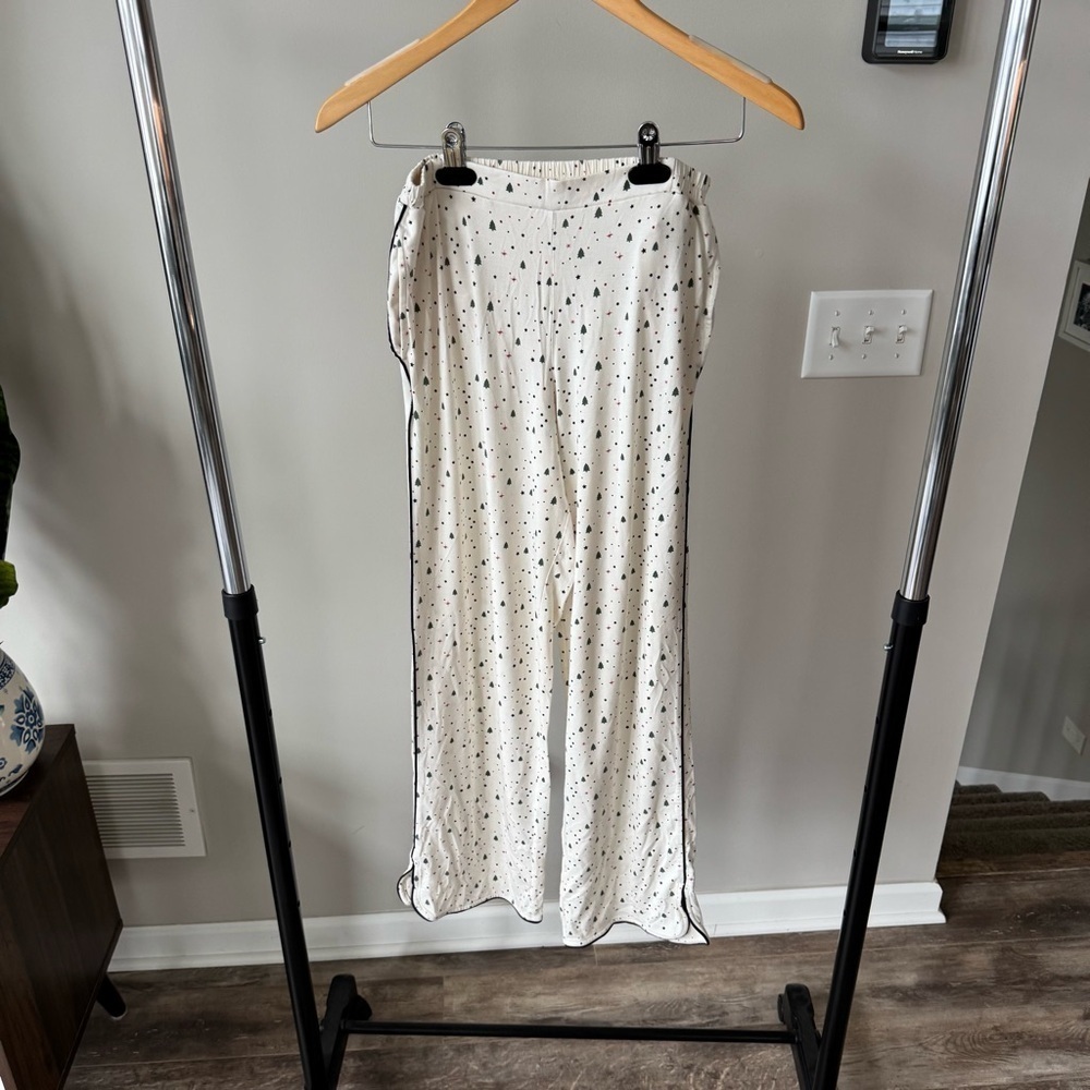 Tommy John Christmas Tree and Starry White Pajama Pull-On Pants - Super Soft - Picture 8 of 8